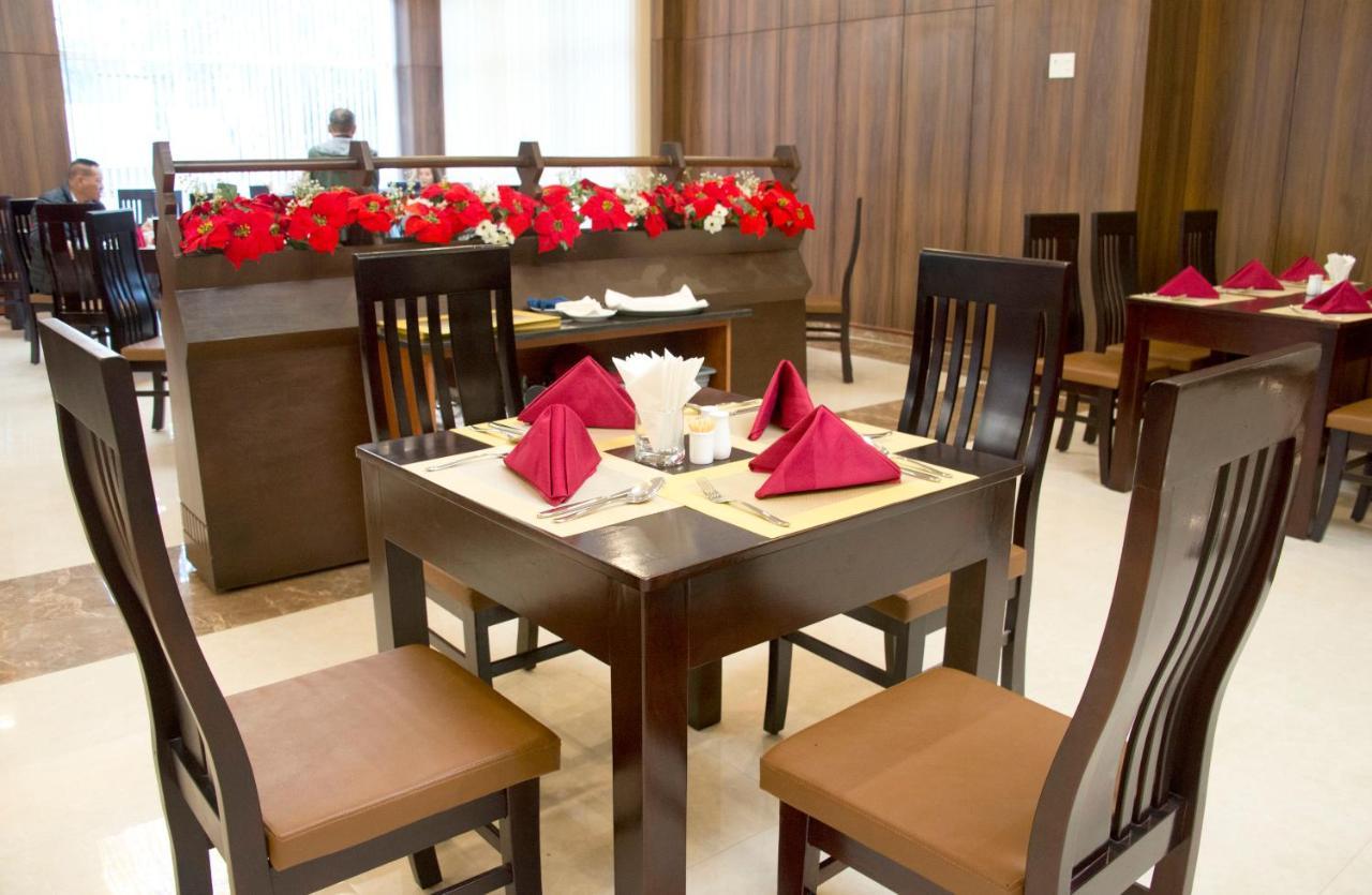 Elephants Hotel Buon Ma Thuot Exterior photo