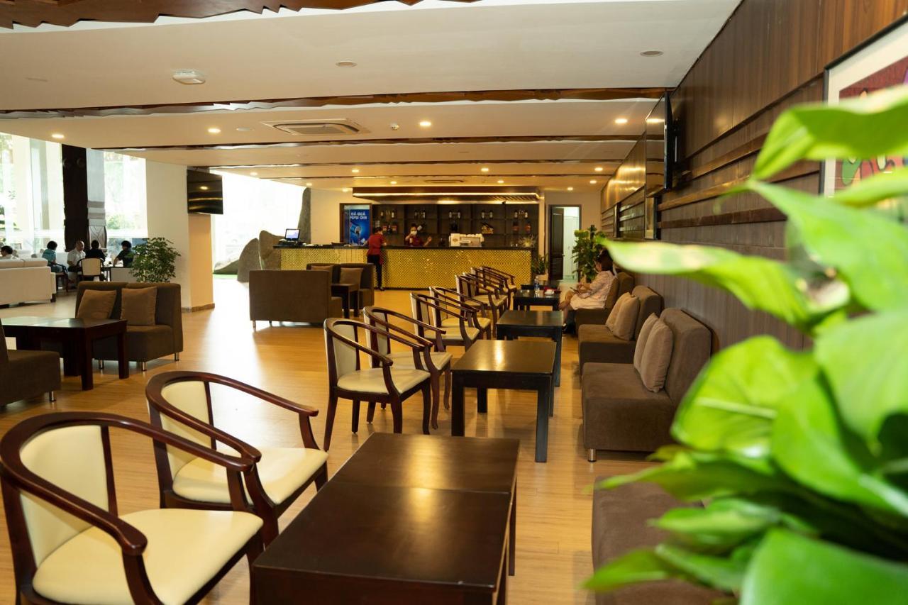 Elephants Hotel Buon Ma Thuot Exterior photo